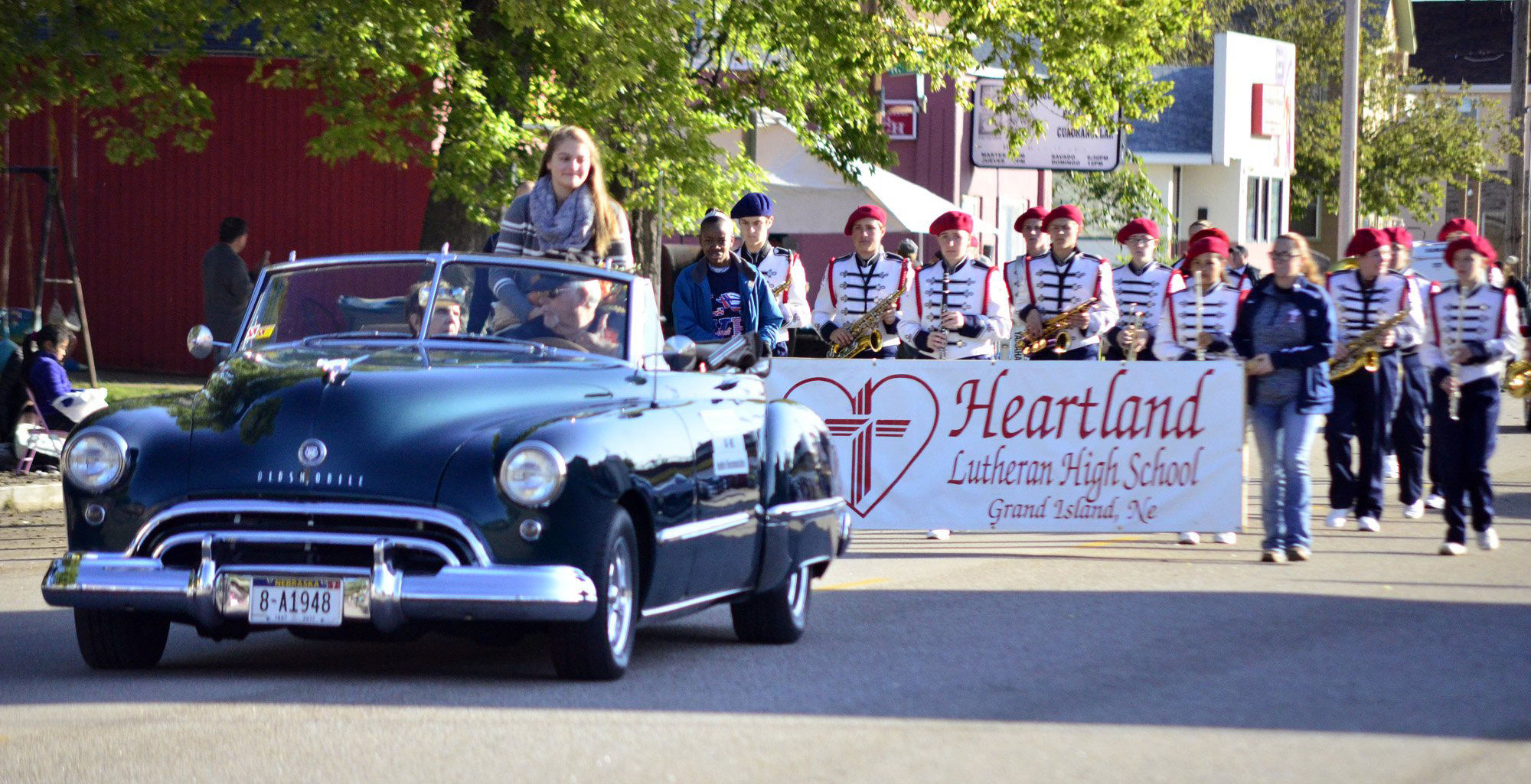 100619_HOHParade_004.JPG